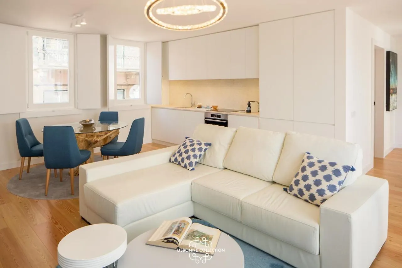 Central Apartment With Parking, Terrace And Swimming Pool 56 By Lisbonne Collection 0*, Lisboa